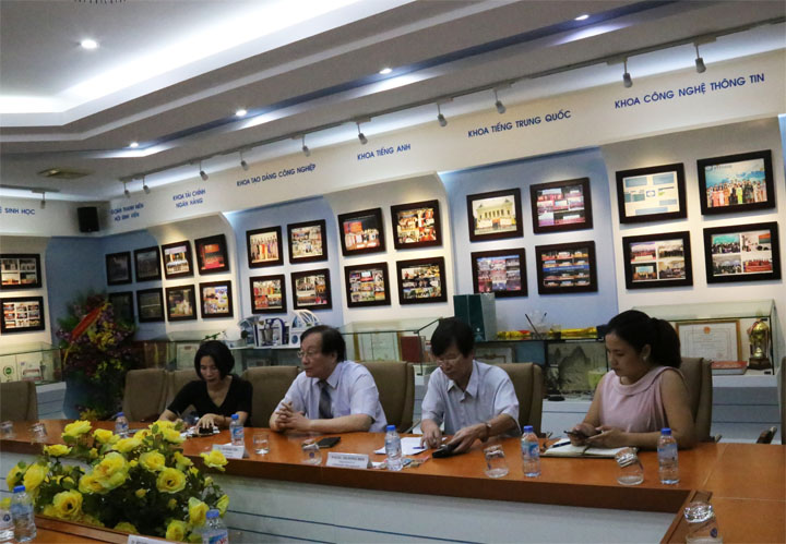 Delegation of Shu-te University (Taiwan) Visit and work with Hanoi Open University